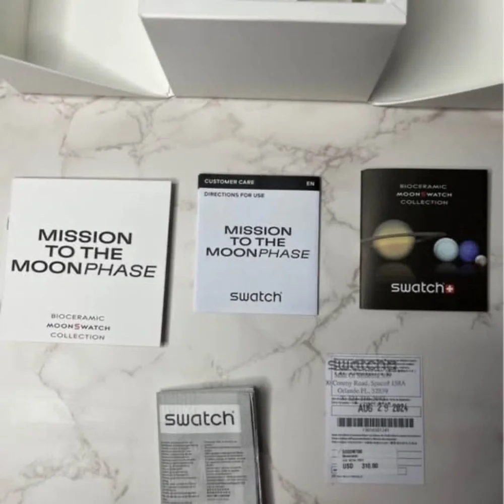 OMEGA x Swatch Mission to the Moonphase – Snoopy Edition (Full Set) - Picture 5 of 6